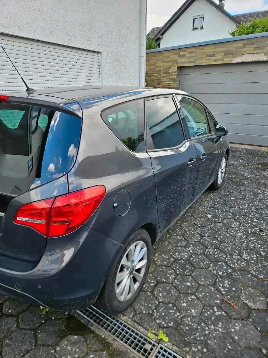 Gebraucht Opel Meriva 140 PS (102 kW) 2016 Grau Van / Kleinbus