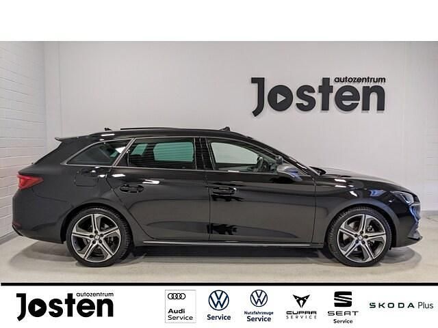 Schwarz Gebraucht 2022 Seat Leon ST Business Kombi | 26.490 € (Etwas zu teuer) - Bild 1/3