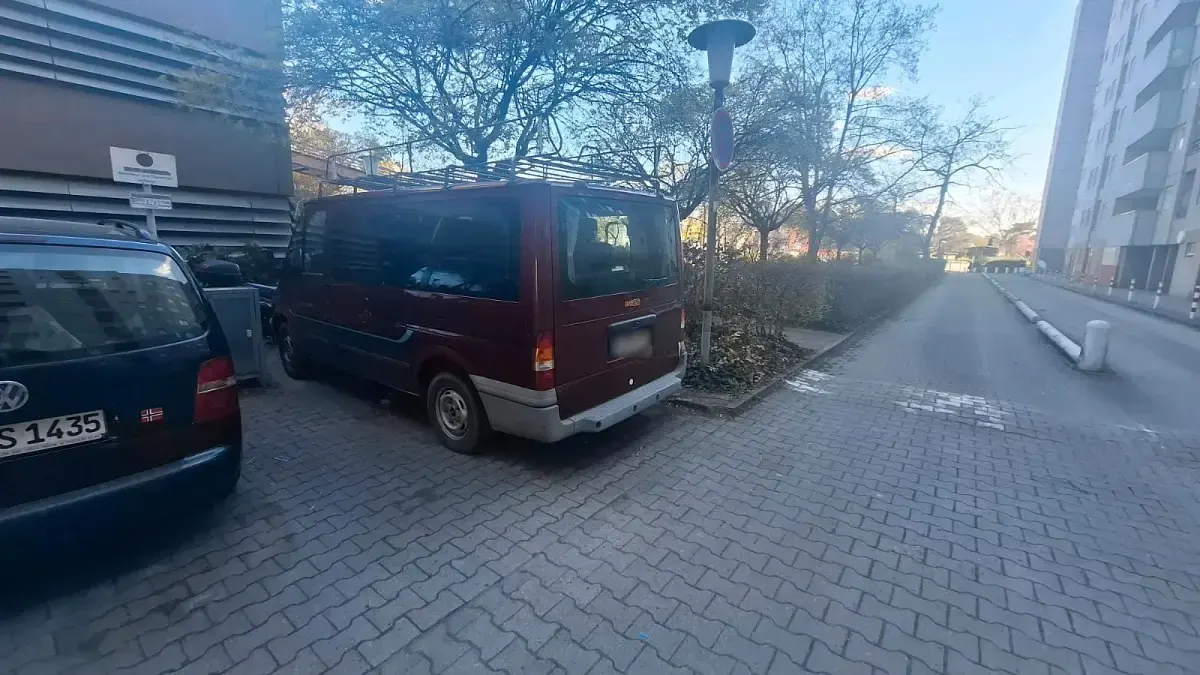 Gebraucht Ford Transit 100 PS (73 kW) 2002 Rot Van / Kleinbus