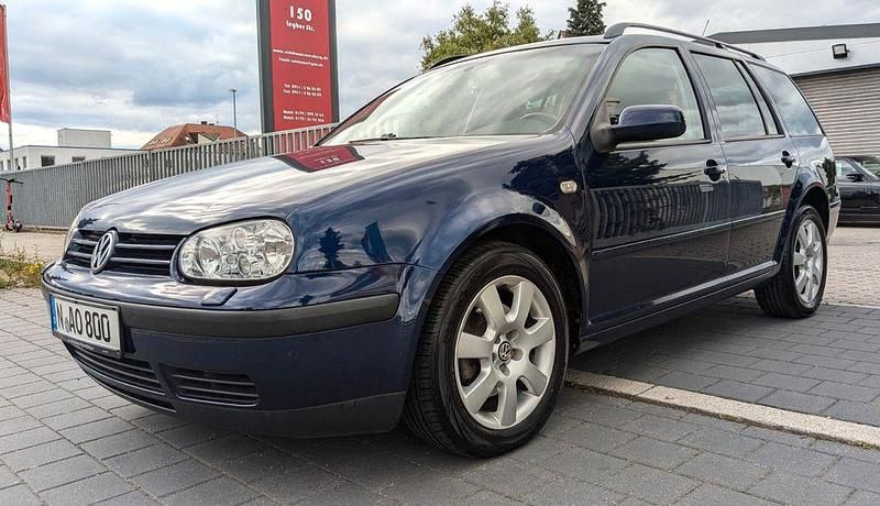 Blau Gebraucht 2002 VW Golf IV Highline Kombi | 2.990 € (Fairer Preis) - Bild 1/4