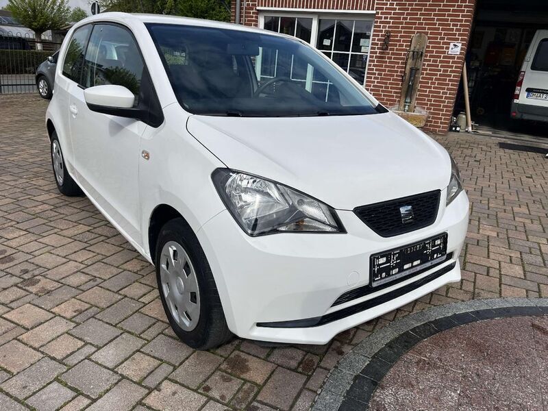 Candy weiss Gebraucht 2016 Seat Mii Style Kleinwagen | 5.490 € (Fairer Preis) - Bild 1/4
