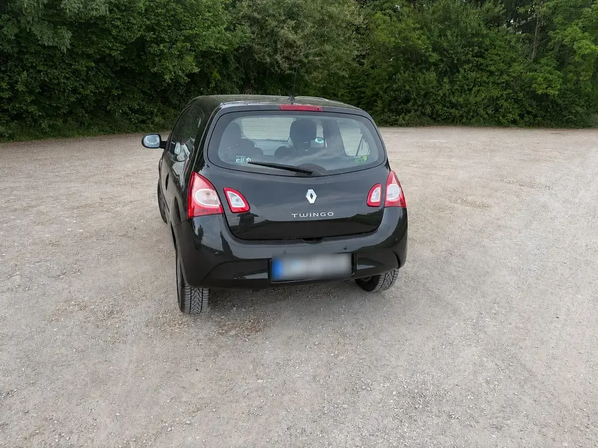 Używany Renault Twingo 75 KM (55 kW) 2013 Czarny Hatchback