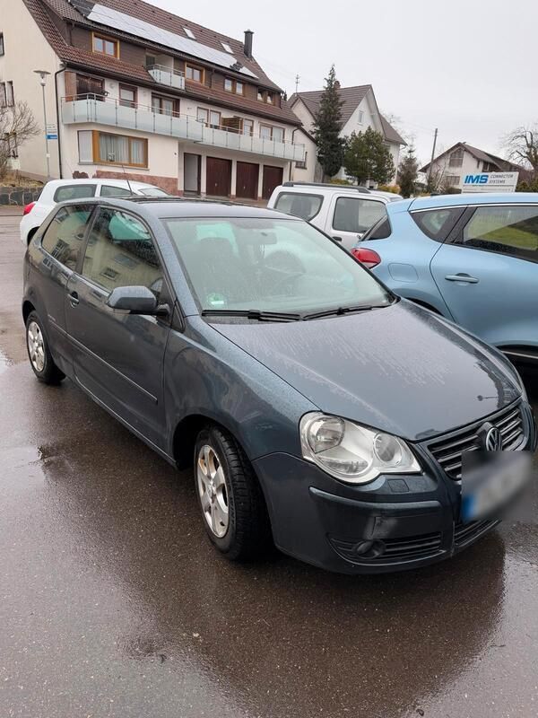 Grau Gebraucht 2009 VW Polo Kleinwagen | 2.100 € - Bild 1/4
