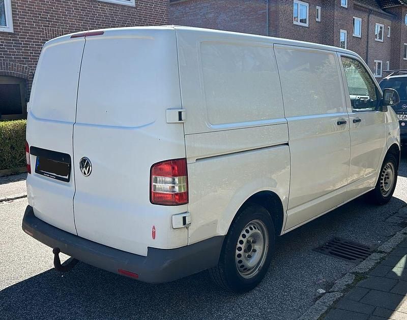 Second-hand VW Transporter 102 CP (75 kW) 2011 Alb Van