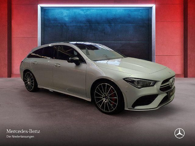 Gebraucht Mercedes CLA35 AMG Shooting Brake AMG 306 PS (225 kW) 2022 Kombi