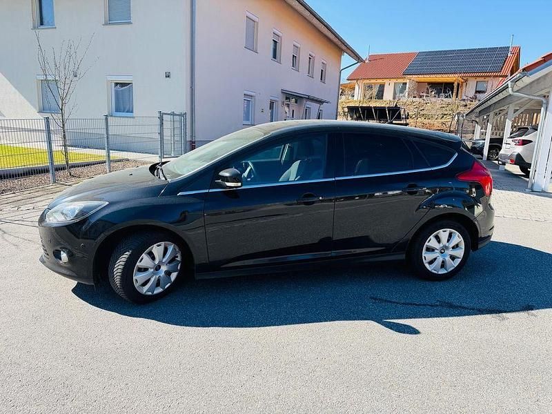 Gebraucht Ford Focus Titanium 150 PS (110 kW) 2014 Schwarz Limousine