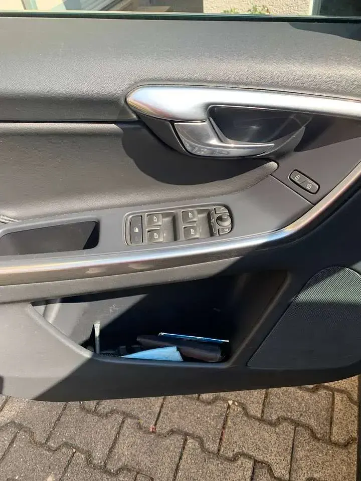 Gebraucht Volvo XC60 Summum 190 PS (139 kW) 2016 Schwarz SUV