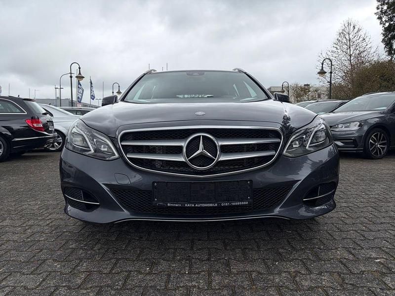 Second-hand Mercedes E250 204 CP (150 kW) 2015 Gri Break