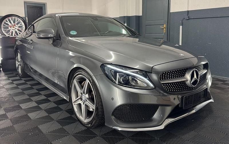 Grau Gebraucht 2016 Mercedes C220 AMG line Coupé | 17.990 € (Fairer Preis) - Bild 1/4