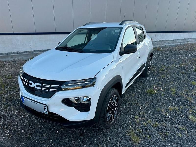Gebraucht Dacia Spring Essentiel 33 kW (45 PS) 2024 Weiß Kleinwagen