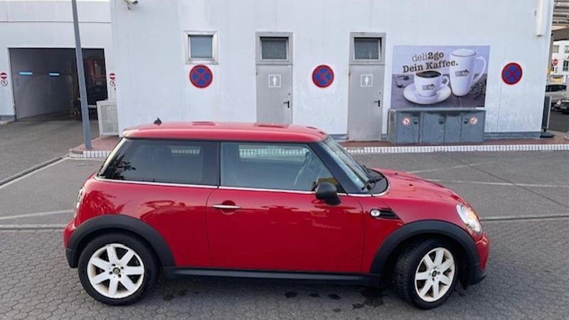 Rot Gebraucht 2011 Mini ONE Kleinwagen | 2.600 € (Guter Preis) - Bild 1/2