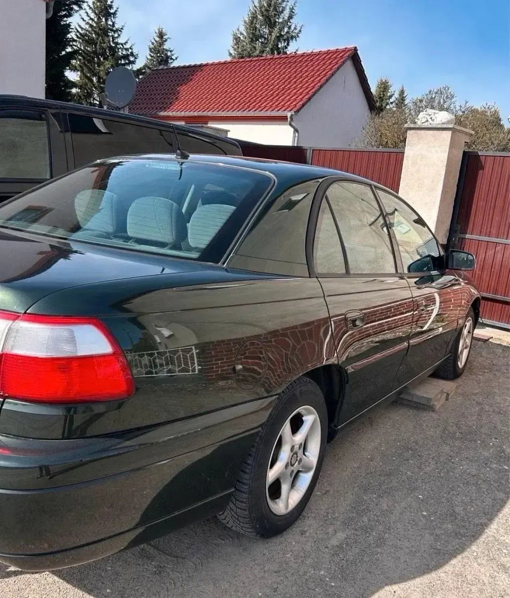 Gebraucht Opel Omega 144 PS (105 kW) 2001 Grün Limousine
