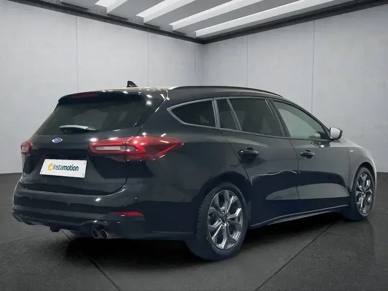 Gebraucht Ford Focus 155 PS (114 kW) 2024 Schwarz Kombi