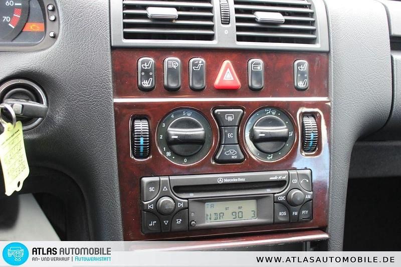 Gebraucht Mercedes E240 170 PS (125 kW) 1999 Schwarz Limousine