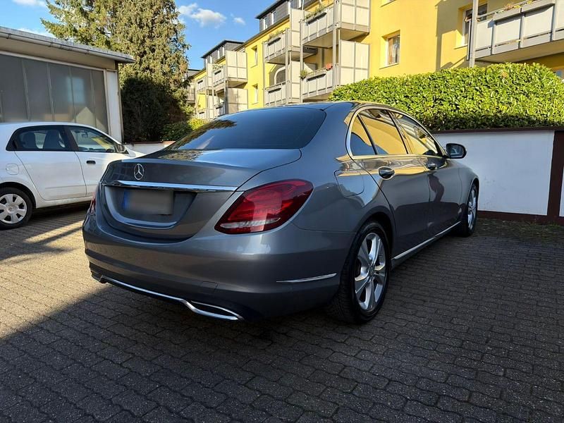 Gebraucht Mercedes C250 Avantgarde 204 PS (150 kW) 2014 Grau Limousine