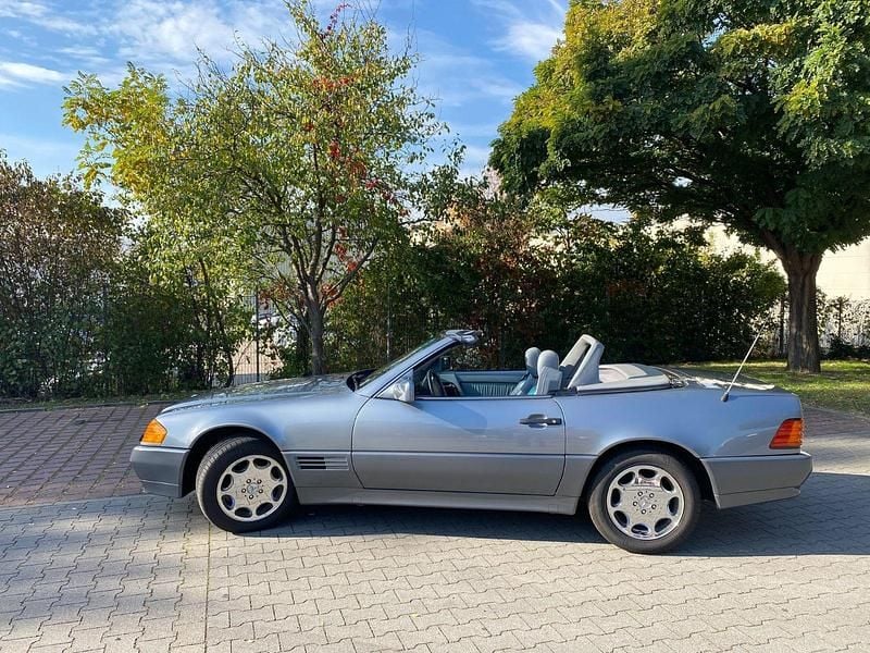 Usata Mercedes SL300 231 CV (169 kW) 1993 Grigio Cabrio