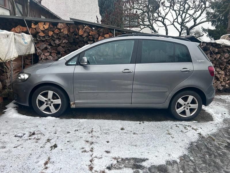 Silber Gebraucht 2010 VW Golf Plus Cross Van / Kleinbus | 1.900 € (Superpreis) - Bild 1/4