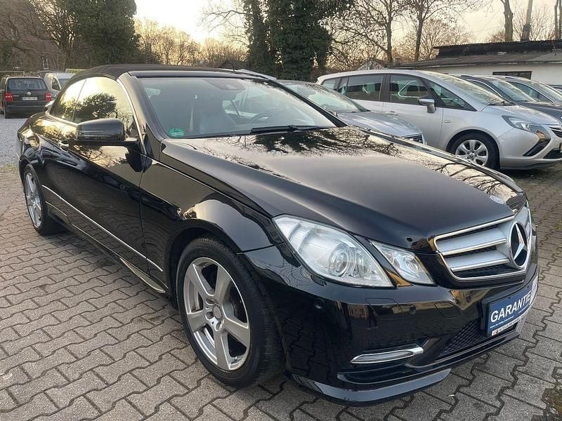 Gebraucht Mercedes E200 184 PS (135 kW) 2013 Schwarz Cabrio