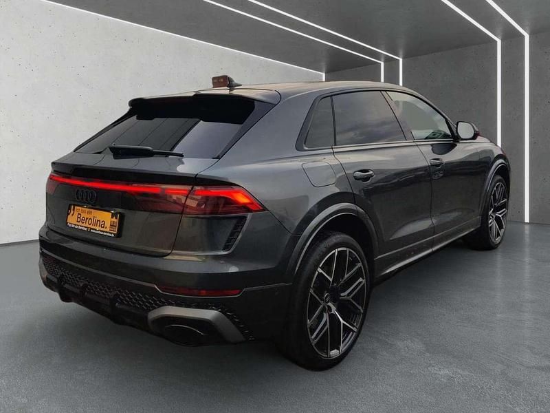 Neu Audi RS Q8 Performance 640 PS (470 kW) 2025 Grau SUV
