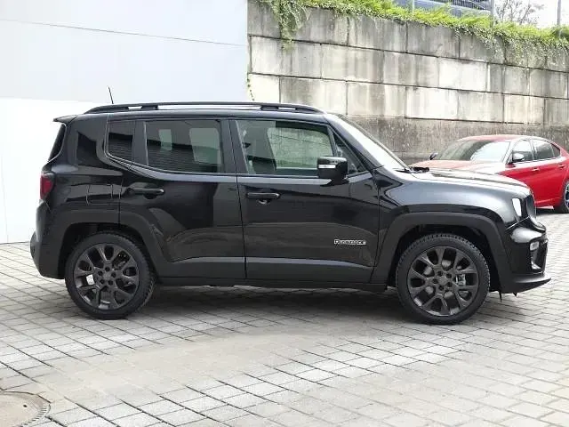 Gebraucht Jeep Renegade 131 PS (96 kW) 2024 Schwarz SUV