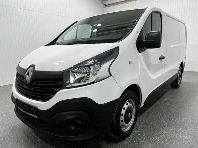 Gebraucht Renault Trafic Komfort 125 PS (91 kW) 2019 Arktisweiss Van / Kleinbus