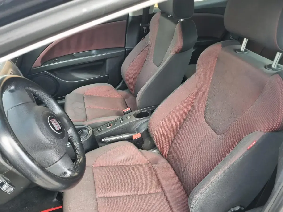 Gebraucht Seat Leon 136 PS (100 kW) 2007 Schwarz Kleinwagen
