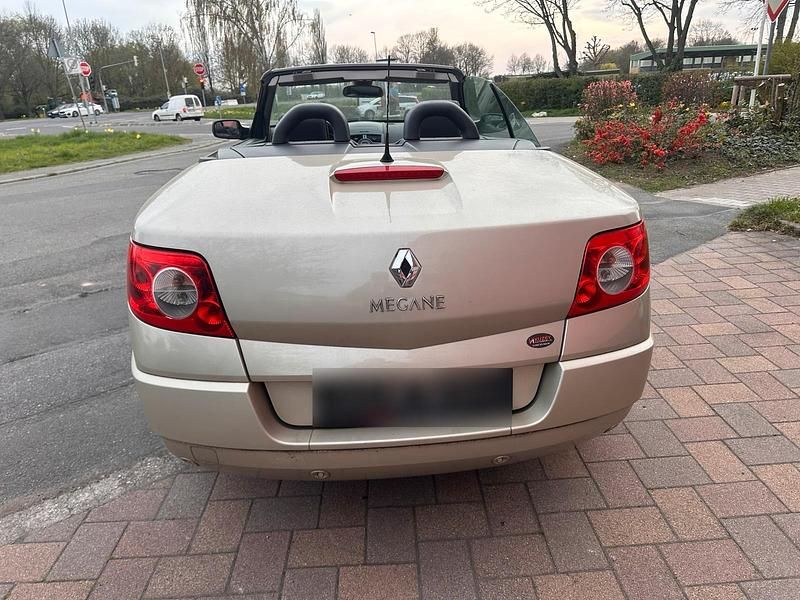 Gebraucht Renault Mégane Cabriolet 134 PS (98 kW) 2008 Schwarz Cabrio