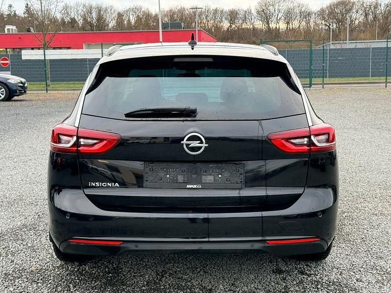 Gebraucht Opel Insignia Edition 165 PS (121 kW) 2019 Schwarz Kombi