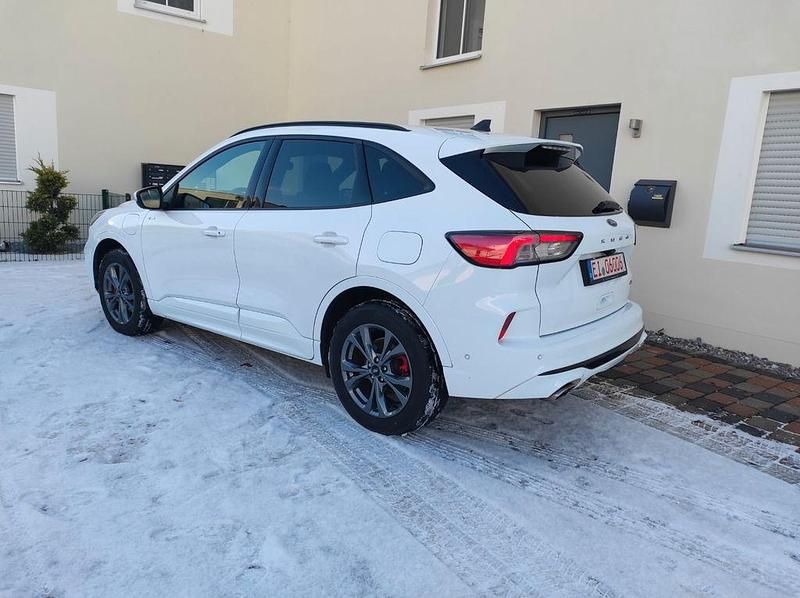 Gebraucht Ford Kuga ST-Line 152 PS (111 kW) 2021 Weiß SUV