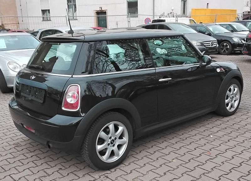 Gebraucht Mini ONE 75 PS (55 kW) 2013 Schwarz Kleinwagen