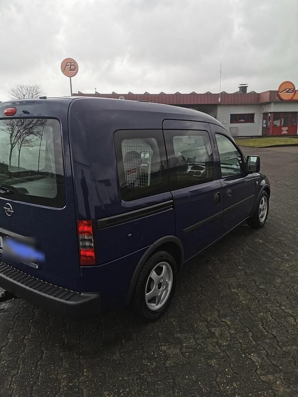 Gebraucht Opel Combo 90 PS (66 kW) 2009 Blau Van / Kleinbus