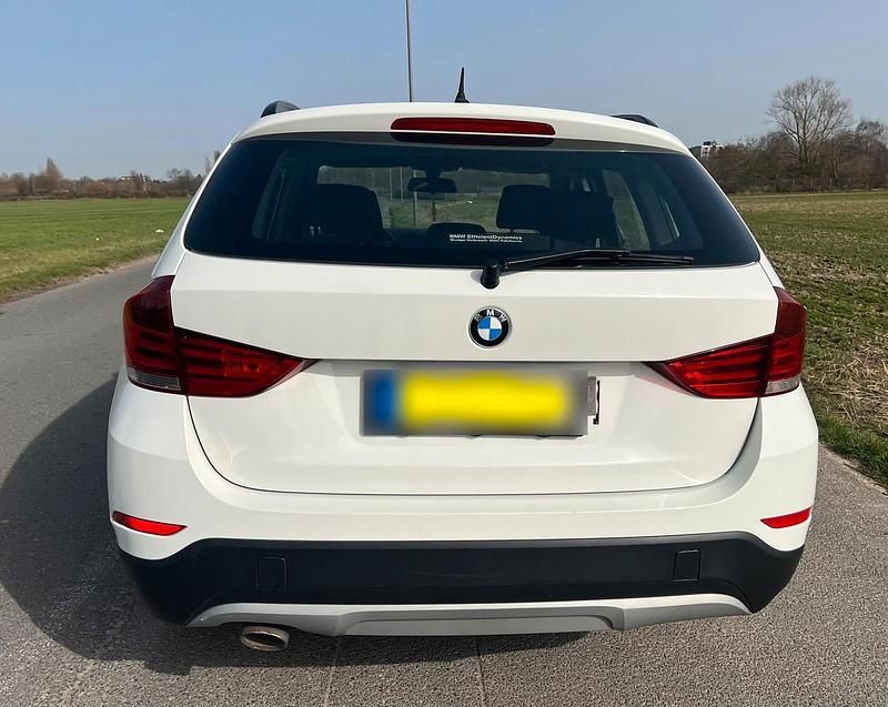 Gebraucht BMW X1 116 PS (85 kW) 2013 Weiß SUV