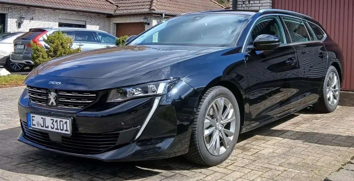 Gebraucht Peugeot 508 SW Allure 181 PS (133 kW) 2019 Schwarz Kombi