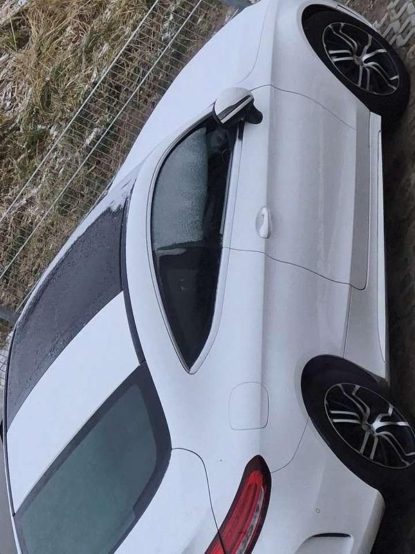 Gebraucht Mercedes C180 AMG line 156 PS (114 kW) 2019 Coupé