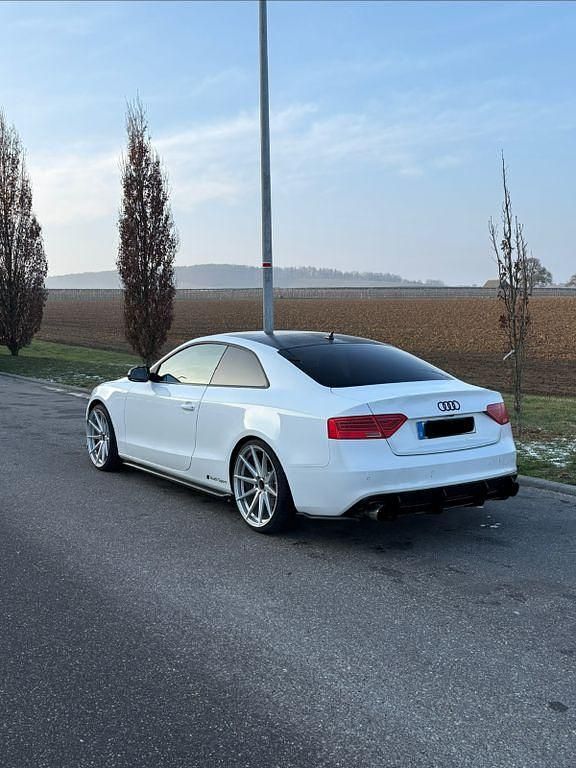 Gebraucht Audi A5 Sport 177 PS (130 kW) 2013 Weiß Coupé
