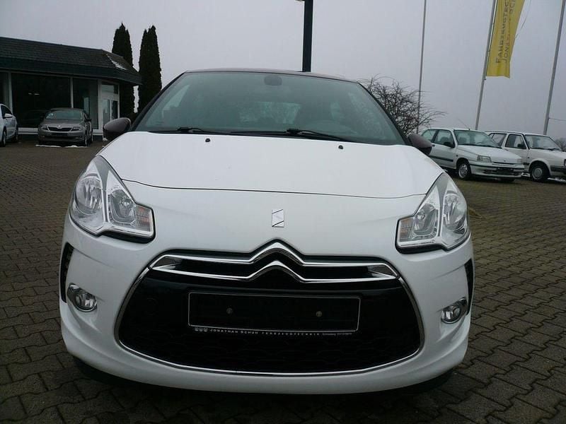 Gebraucht Citroën DS3 Sport Chic 156 PS (114 kW) 2011 Weiß Coupé