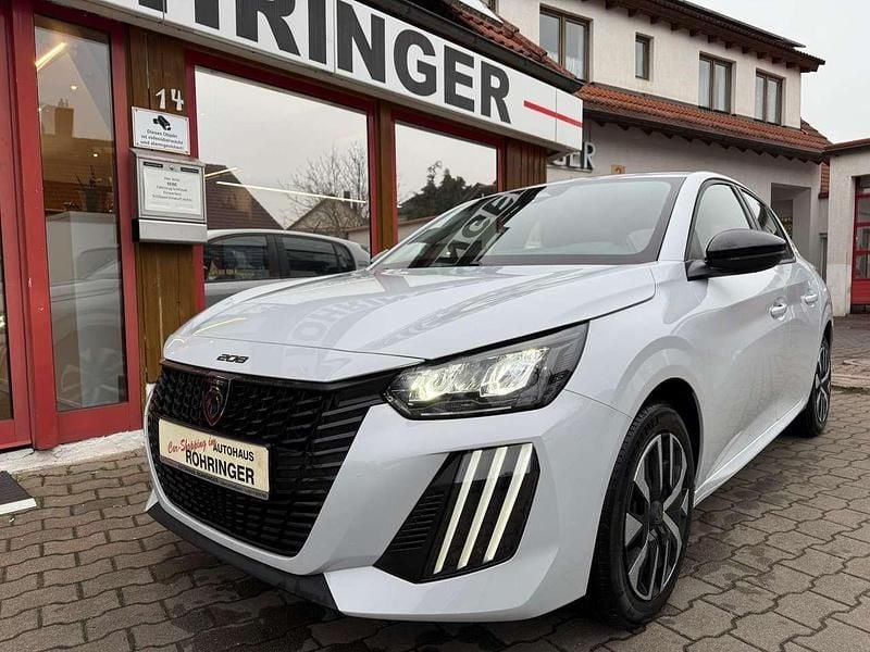 Okenite white Neu 2025 Peugeot 208 Style Kleinwagen | 18.890 € (Guter Preis) - Bild 1/4
