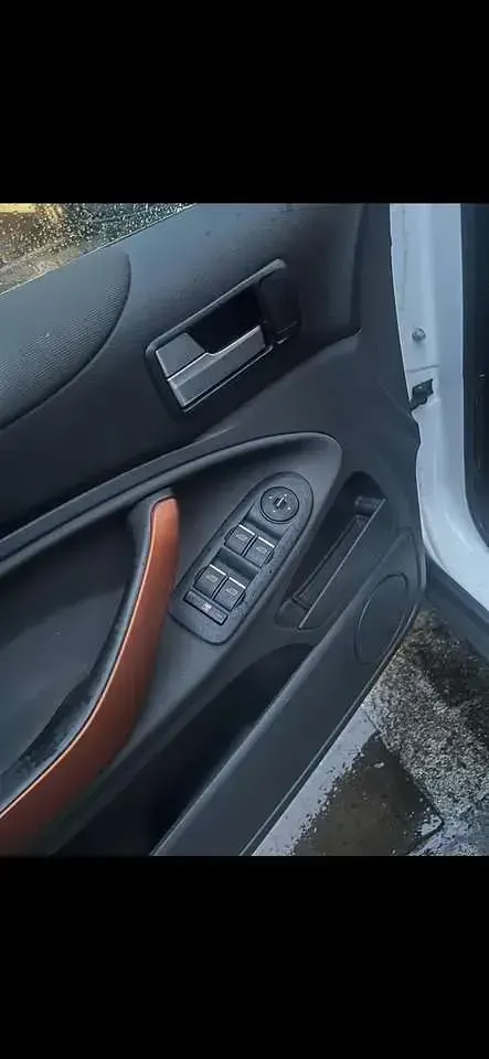 Gebraucht Ford Kuga Trend 136 PS (100 kW) 2009 SUV