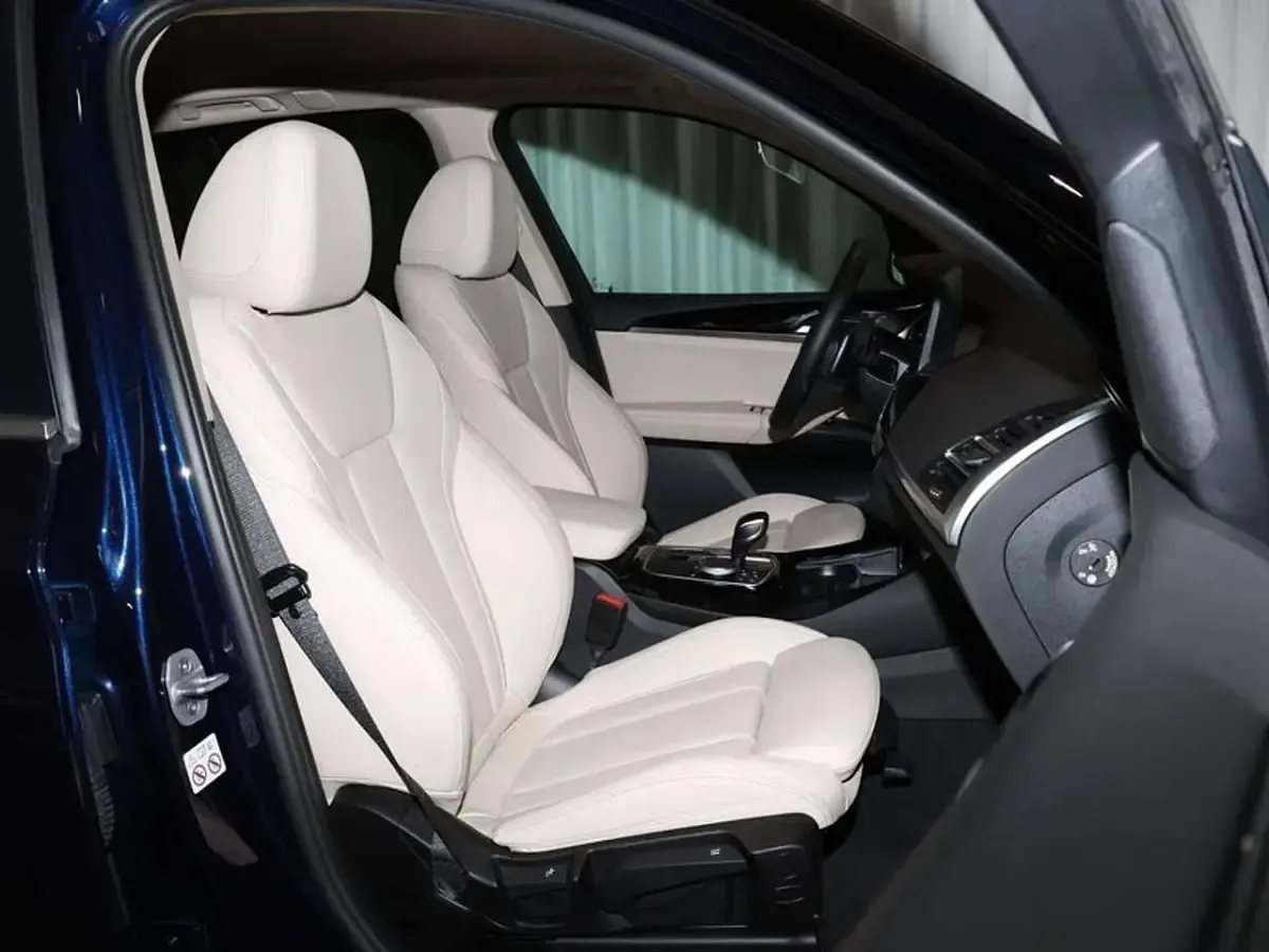 Gebraucht BMW X3 Sport Line 184 PS (135 kW) 2023 Bmw individual tansanitblau SUV