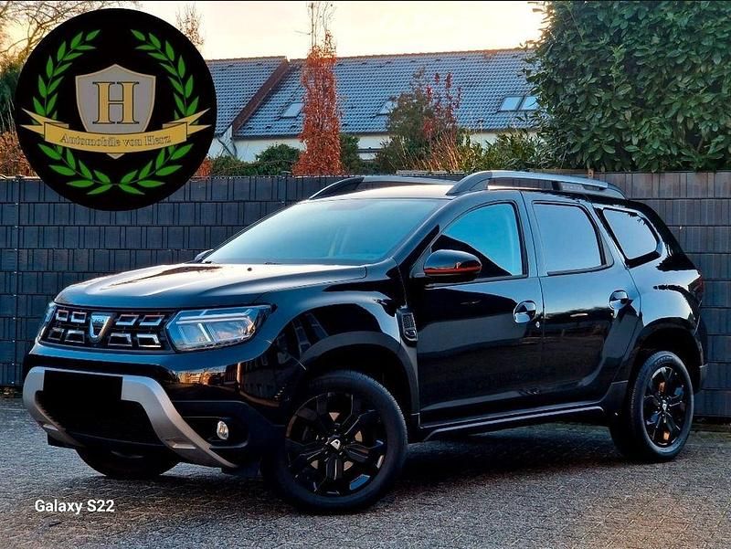 Schwarz Gebraucht 2022 Dacia Duster Extreme SUV | 17.450 € (Guter Preis) - Bild 1/4