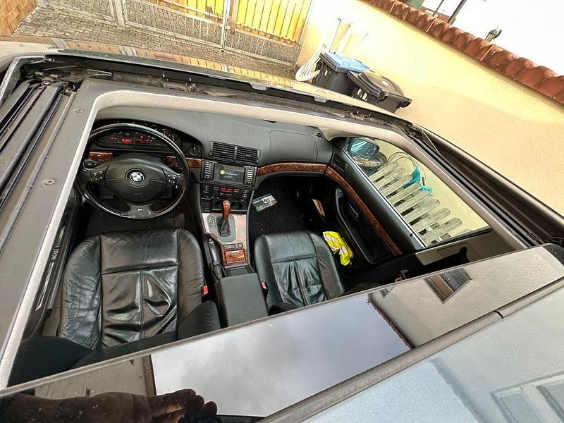 Gebraucht BMW 523 170 PS (125 kW) 1999 Grau Limousine