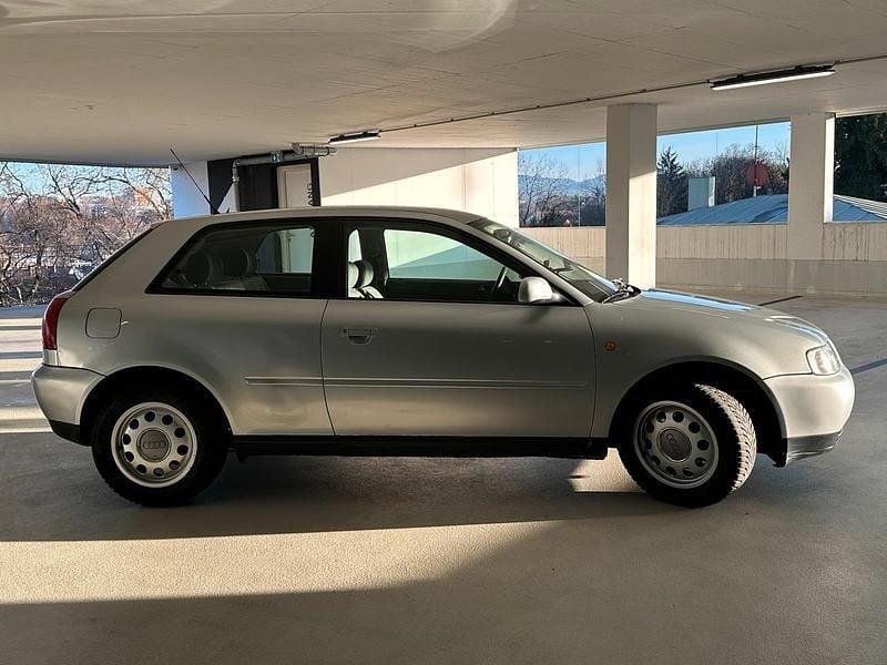 Gebraucht Audi A3 101 PS (74 kW) 1998 Silber Kleinwagen