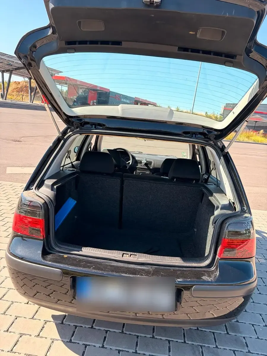 Gebraucht VW Golf IV 115 PS (84 kW) 2002 Schwarz Limousine