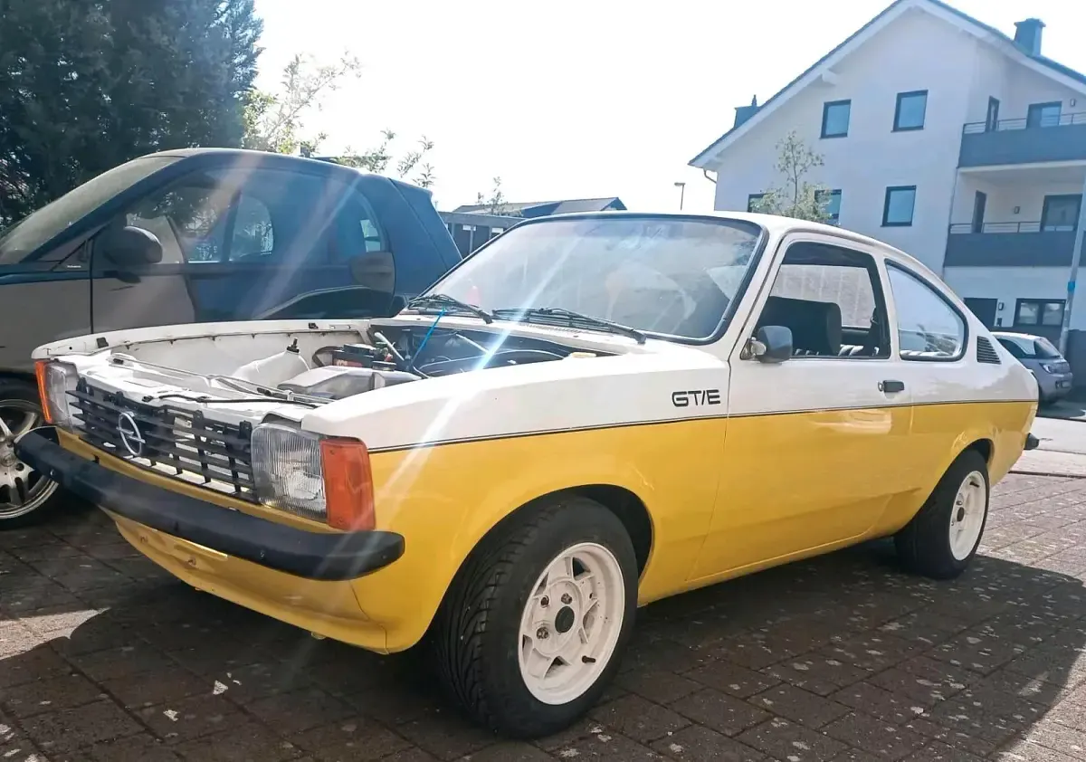 Gebraucht Opel Kadett 125 PS (91 kW) 1979 Weiß Coupé