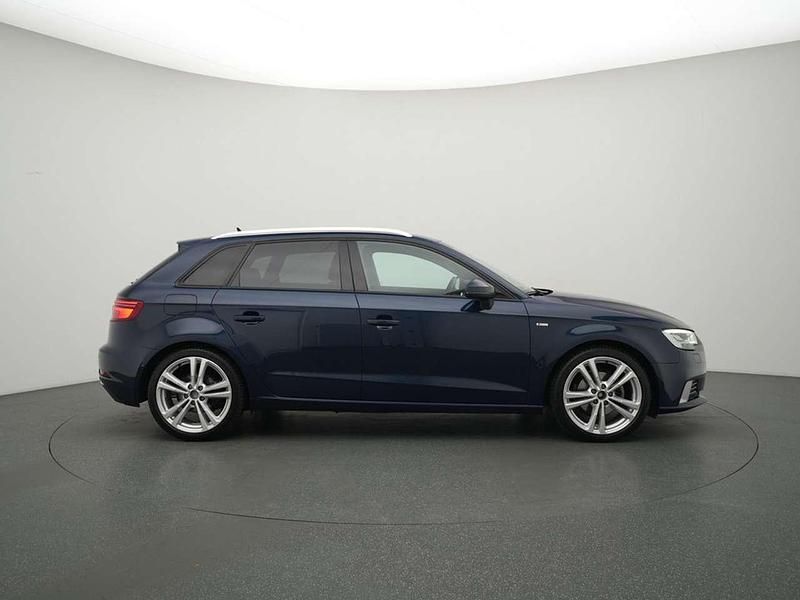 Gebraucht Audi A3 S-Line 150 PS (110 kW) 2019 Blau Limousine