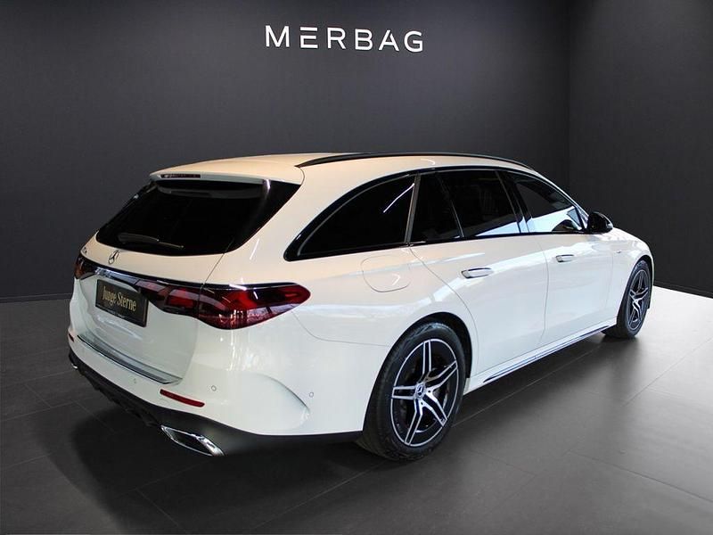Gebraucht Mercedes E300 AMG 313 PS (230 kW) 2025 Unilack polarweiß Kombi