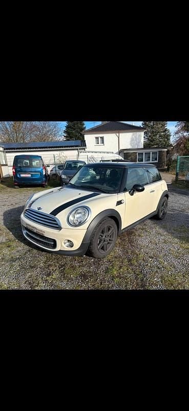 Weiß Gebraucht 2013 Mini Cooper Kleinwagen | 3.990 € (Guter Preis) - Bild 1/4