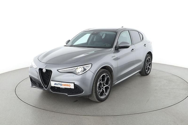 Grau Gebraucht 2020 Alfa Romeo Stelvio Veloce SUV | 31.610 € (Fairer Preis) - Bild 1/3