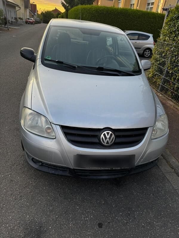 Silber Gebraucht 2008 VW Fox Kleinwagen | 1.800 € (Fairer Preis) - Bild 1/4