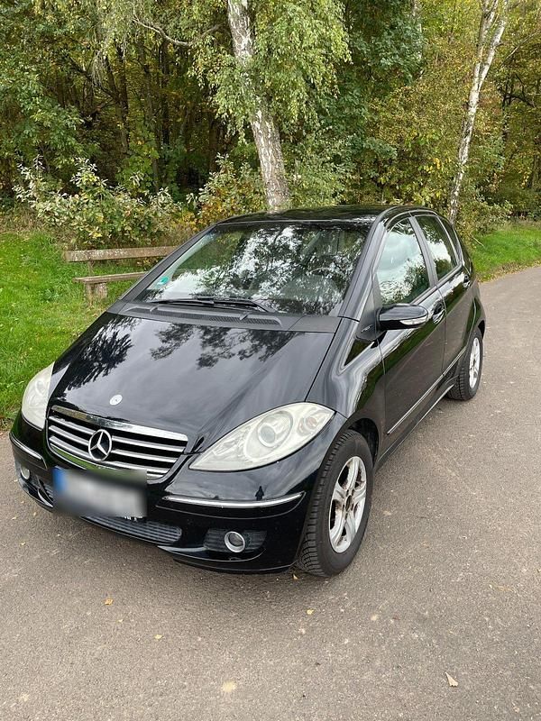 Schwarz Gebraucht 2004 Mercedes A150 Avantgarde Kleinwagen | 3.200 € - Bild 1/4